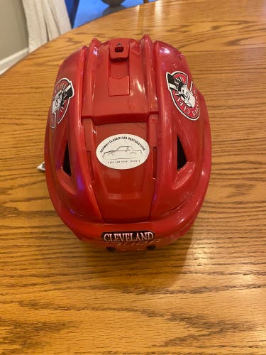 Small Bauer Re-Akt 155 Helmet (Used)