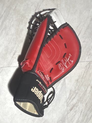 Ed Belfour Cooper Street Reactor Glove.