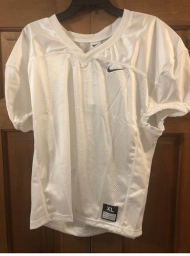 Nike Football Practice Jersey Shirt Men’s XL. $52 Retail Brand New!