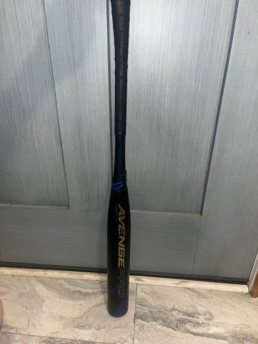 2022 AXE Avenge Pro Composite Bat (-11) 19 oz 30" (Used)