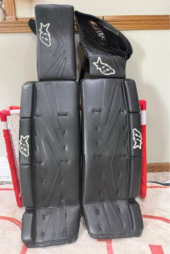 30" Brian's Regular Goalie Full Set (Used)