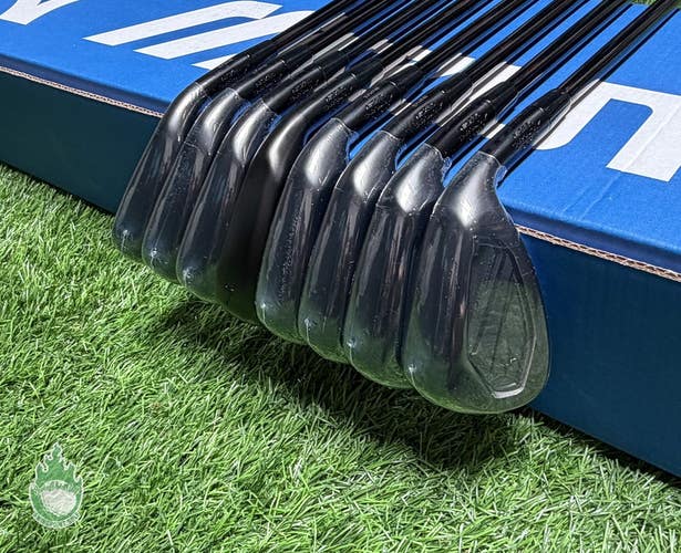 New Mizuno JPX 925 Forged Black Irons 4-PW/GW Tour Lite Stiff Steel Golf Set