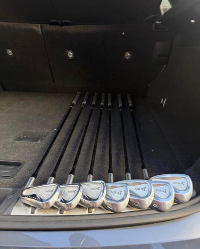 Men's 2003 Srixon i-201 Right Handed Iron Set (Used)