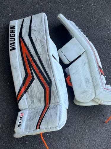 34" Vaughn SLR3 Pro Carbon Goalie Leg Pads (Used)