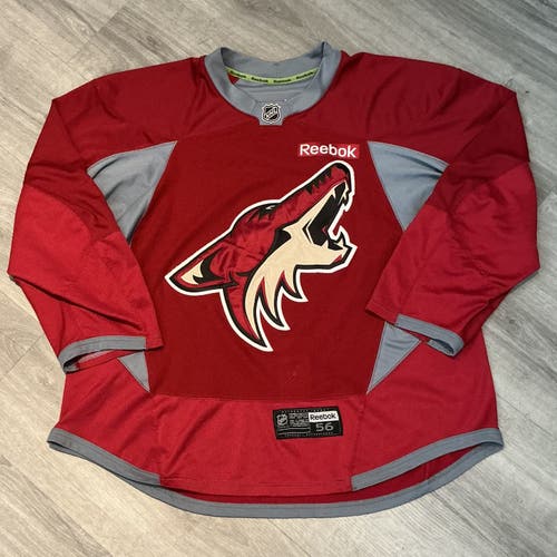 Lightly Used Arizona Coyotes Made In Canada Reebok Jersey Size 56