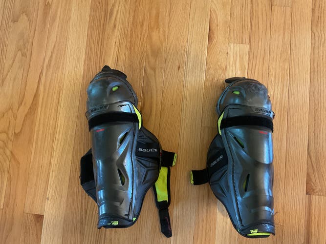 Junior Bauer Vapor 3X Pro 12" Shin Pads (Used)