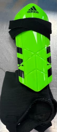 Used Adidas Soccer Shin Guards Youth Green Youth 11497-S000160424