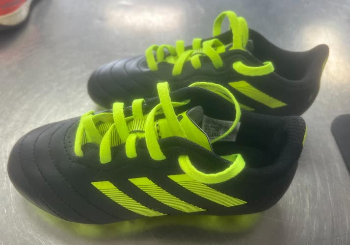 Used Adidas Soccer Cleats Black Youth 12.0 11497-C000160398