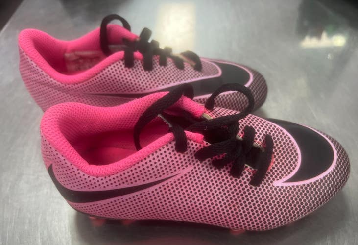 Used Nike Soccer Cleats Pink Youth 13.0 11497-C000160393