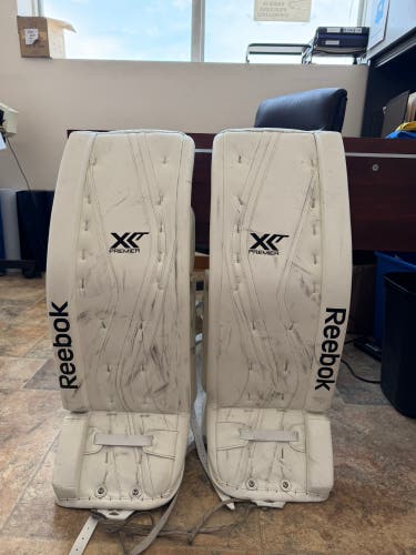 34" Reebok Premier XLT Goalie Leg Pads (Used)