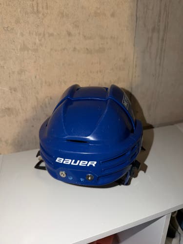 Small Bauer Re-Akt 75 Helmet (Used)