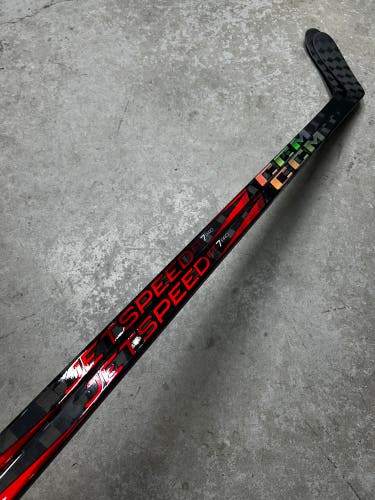2 PACK 90 Flex P28 Senior CCM Jetspeed FT7 Pro Left Hand Hockey Stick Pro Stock (New)