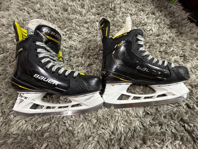 2022 Bauer Supreme M4 Hockey Skates 7.5 (Used)