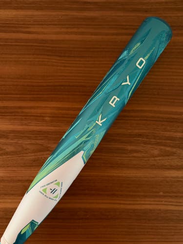 2026 Louisville Slugger Kryo 33/22 (-11) Fastpitch Softball Bat