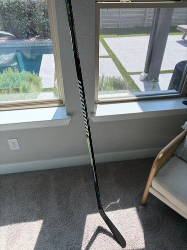 Intermediate Warrior Covert QR7 Pro Left Hand Hockey Stick W03 65 Flex (New)