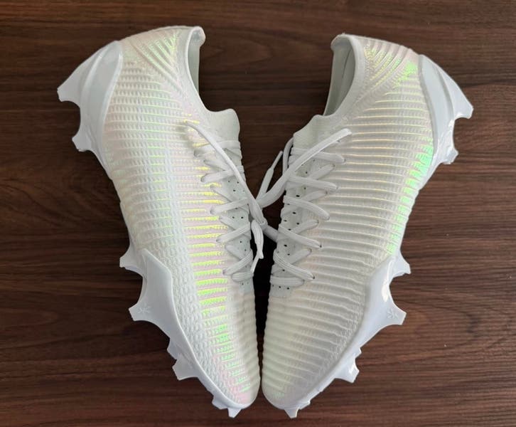 Under Armour Blur Pro HOVR Football Cleats White Iridescent 3028220-100 Men\'s 10 Under Armour Blur Pro Football Cleats Mens Size 9 White  main image 4