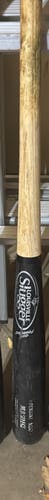 Louisville Slugger Bat (-3) 30 oz 33.5" (Used)