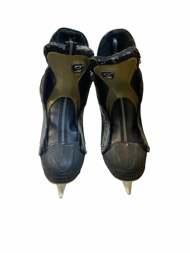 Used Nike QUEST 4 Intermediate Hockey Skate Intermediate 5.0 11706-S000385047