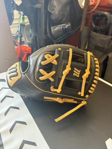 Marucci Ascension RH Infield Baseball Glove 11.5" (Used)