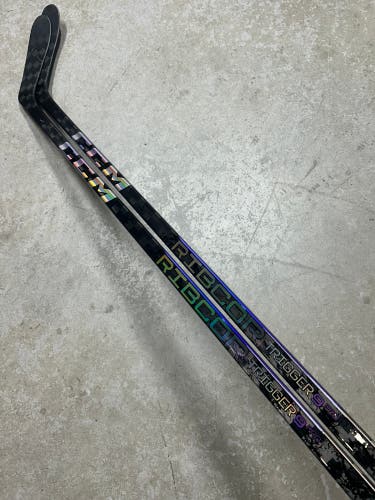 2 PACK 75 Flex P28 Senior CCM RibCor Trigger 9 Pro Right Hand Hockey Stick Pro Stock (New)