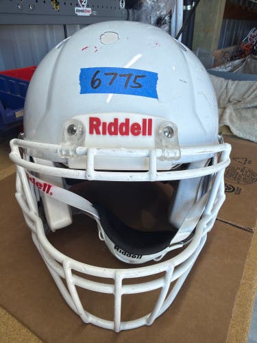 USED RIDDELL SPEED ICON ADULT HELMET - LARGE - WHITE METALLIC