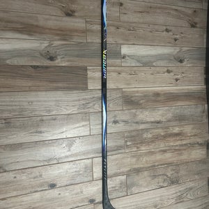 Senior Bauer Vapor Flylite Right Handed Hockey Stick P92 77 Flex (New)