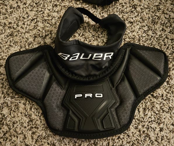 Bauer Pro Jr Neck Guard (Used)