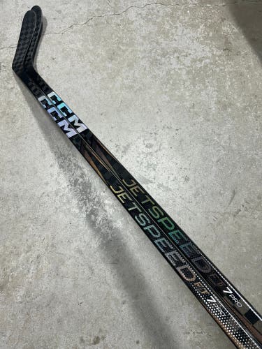 2 PACK 100 Flex P28 Senior CCM Jetspeed FT7 Pro Right Hand Hockey Stick Pro Stock