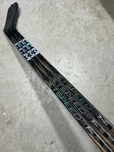 3 PACK 100 Flex P28 Senior CCM Jetspeed FT7 Pro Right Hand Hockey Stick Pro Stock