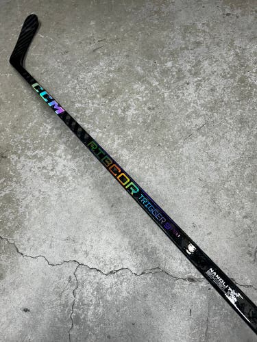 95 Flex Custom P29 Senior CCM RibCor Trigger 9 Pro Right Hand Hockey Stick Pro Stock (New)