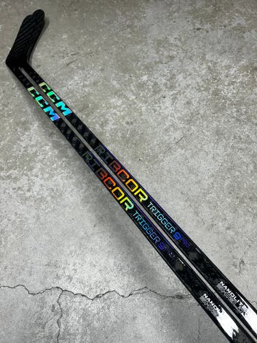 2 PACK 95 Flex Custom P29 Senior CCM RibCor Trigger 9 Pro Right Hand Hockey Stick Pro Stock (New)