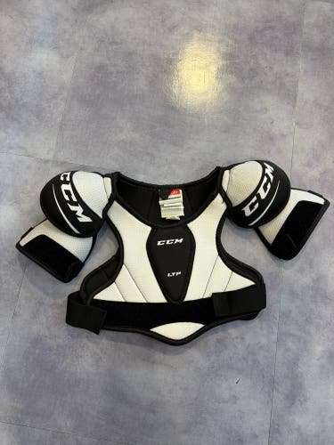 Medium Youth CCM LTP Shoulder Pads (Used)
