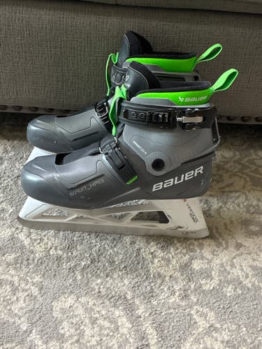 Bauer Konekt HF2 Hockey Goalie Skates Regular Width 7 (Used)