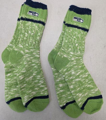 ST2 Mens NFL SEATTLE SEAHAWKS Lot of 2 Crew Socks LARGE NEW