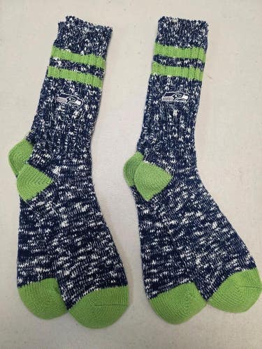 ST3 Mens NFL SEATTLE SEAHAWKS Lot of 2 Crew Socks LARGE NEW