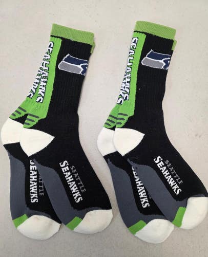 ST6 Mens NFL SEATTLE SEAHAWKS Lot of 2 Crew Socks LARGE NEW