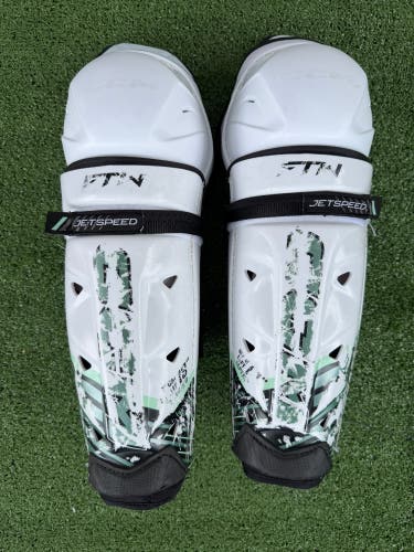 CCM JetSpeed FTW Shin Pads | Women's 13" Senior