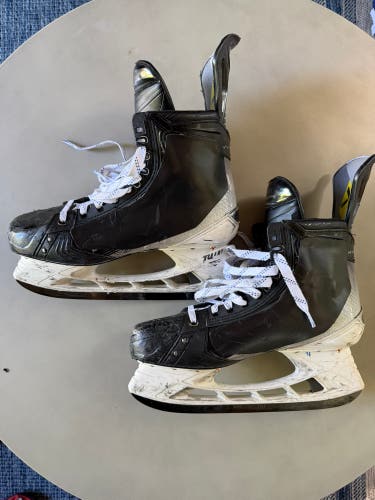 Used Bauer Pro Stock Vapor Hyperlite Hockey Skates Size 10.25
