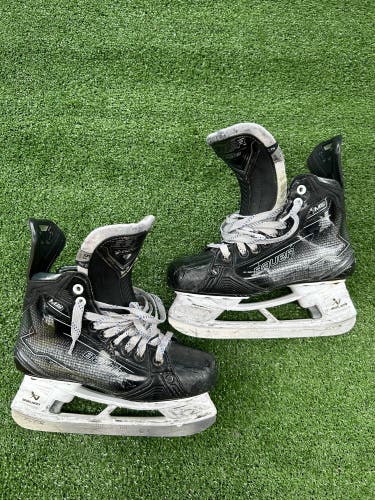 Bauer Supreme M50 Pro Hockey Skates | Size 5.5 Fit 2