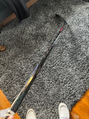 Senior Bauer Nexus Tracer Right Handed Hockey Stick P28 70 Flex (New)