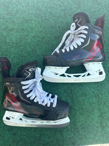 Senior CCM JetSpeed FT880 Hockey Skates (Regular) Size 8.5 (Used)