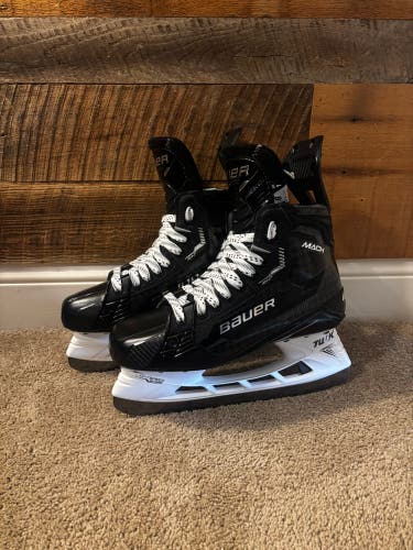 New Bauer Supreme Mach Hockey Skates Narrow Width 8 Fit 1