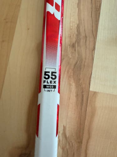 Intermediate Warrior Novium 2 Pro Right Handed Hockey Stick W03 55 Flex (Used)