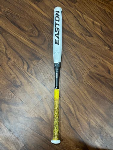 2023 Easton Ghost Composite Bat (-10) 23 oz 33" (Used)