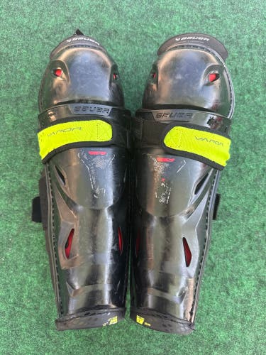 Junior Bauer Vapor 3X Shin Pads 12" (Used)