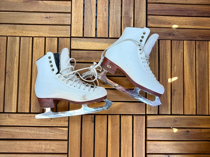 Riedell 355 Size 5 Figure Skates w/ MK Phantom 9.5” Blades