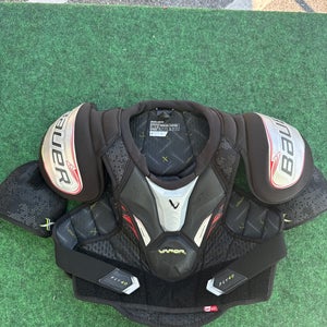 Bauer Fly 40 Shoulder Pads (Used) | Intermediate Medium