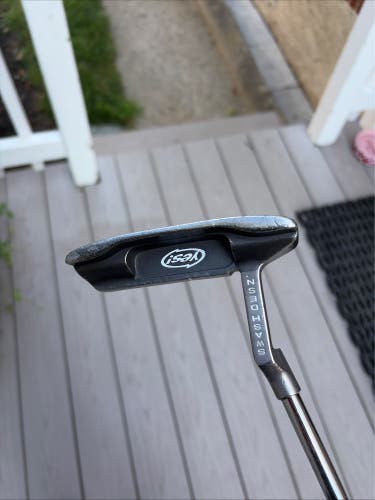 Men's Yes! Right Handed Putter 35" (Used)