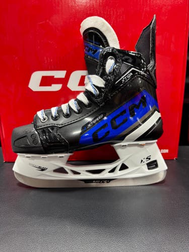 CCM JetSpeed XTra Hockey Skates Size 4.5 (New)