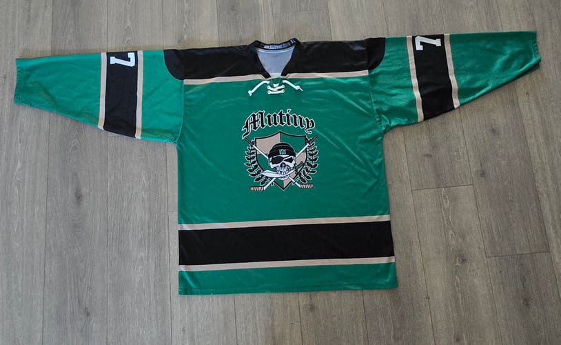 Green Mutiny beer league Men's XL Jersey